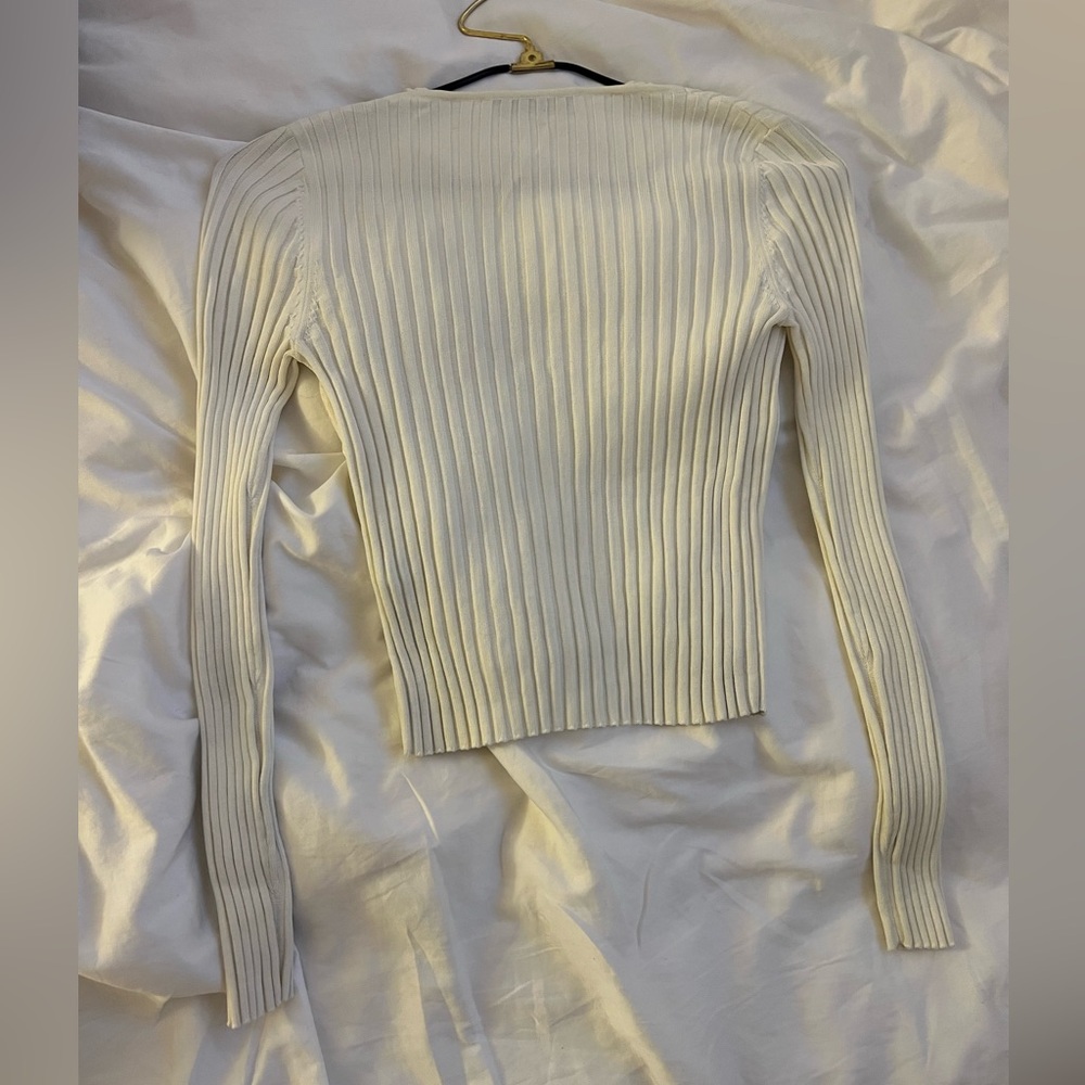 Zara Ribbed Knit Top! White - Picture 8 of 11
